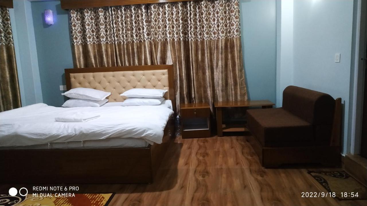 Mandavya Homestay Пеллінґ Екстер'єр фото