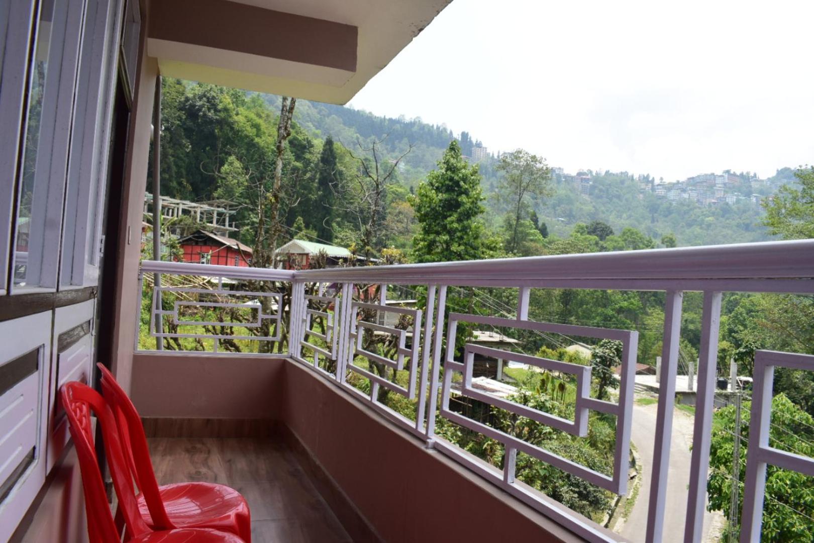 Mandavya Homestay Пеллінґ Екстер'єр фото